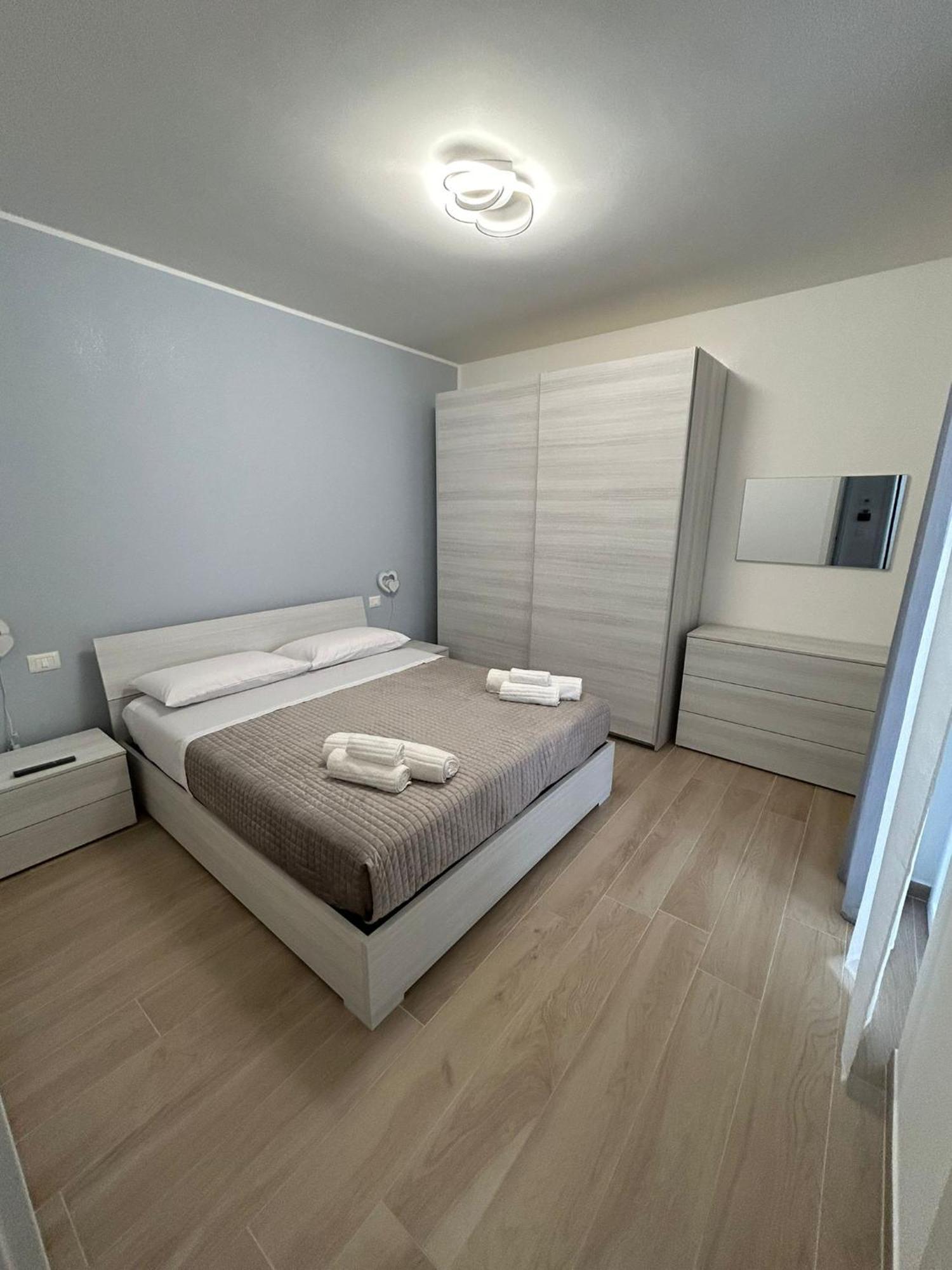 Dimora Rosa Apartment Бари Екстериор снимка