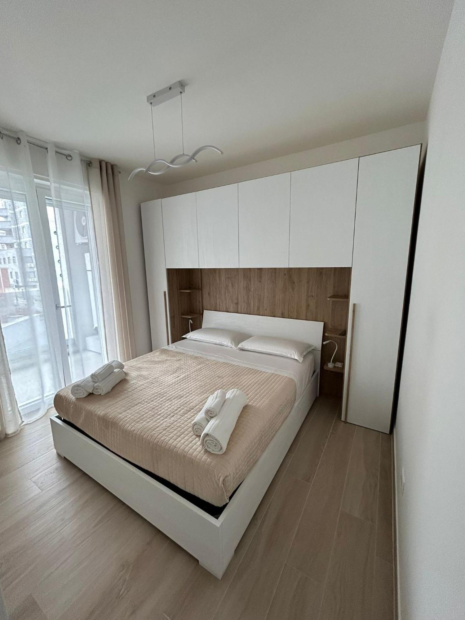 Dimora Rosa Apartment Бари Екстериор снимка